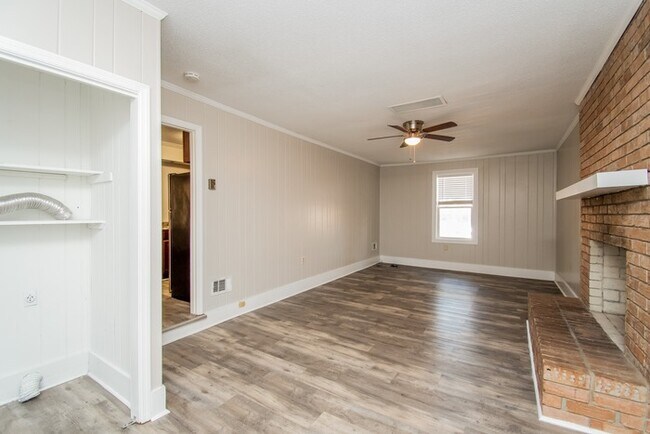 Foto del edificio - Charming 3 Bedroom in Columbia
