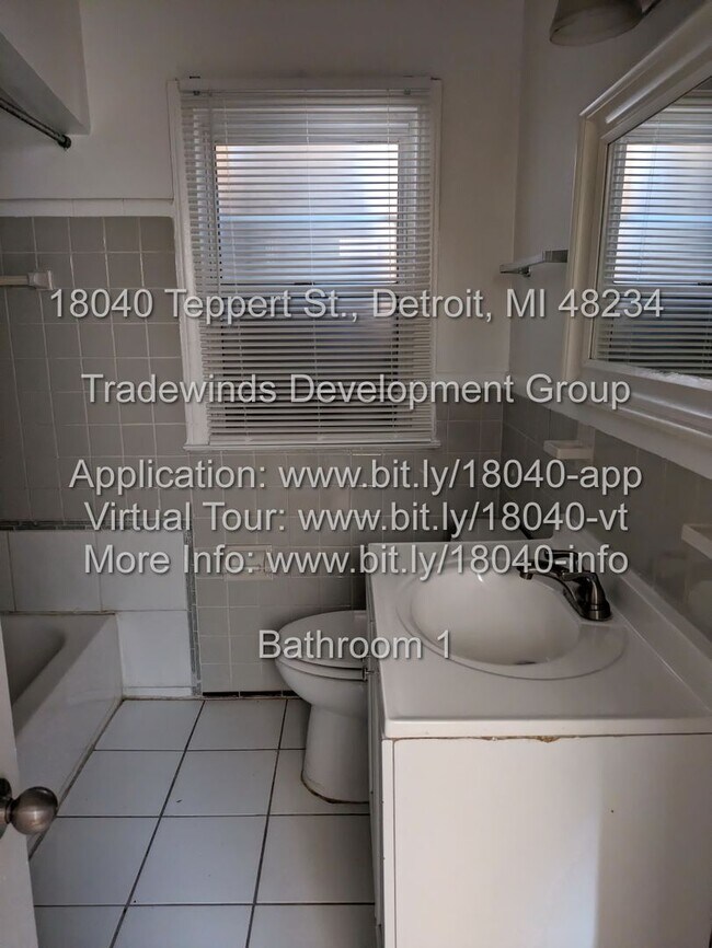 Building Photo - 18040 Teppert 3bed/1.5 bath with garage an...