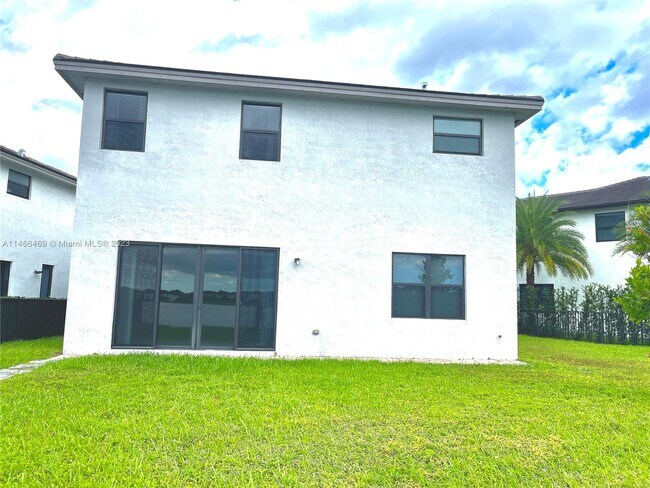 Building Photo - 8844 NW 160th Terrace