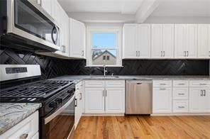 Foto del edificio - 148 Evergreen St