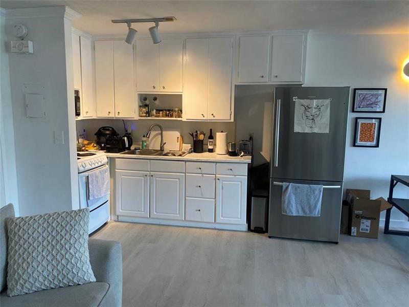 Primary Photo - 901 N Birch Rd