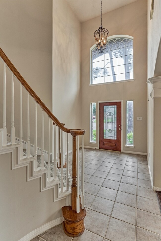 Building Photo - 6615 Haughton Dr
