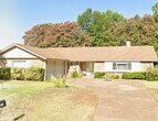 Foto principal - 702 Buffalo Dr