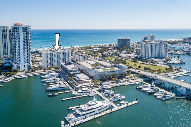 Building Photo - 200 S Birch Rd