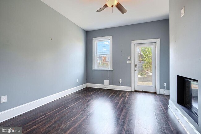 Foto del edificio - 3528 Hickory Ave