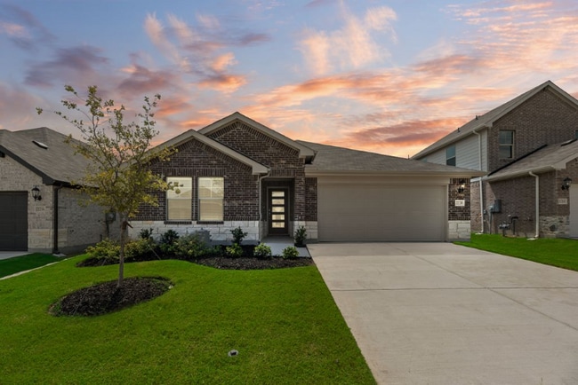 Building Photo - 2220 Dunbar Dr