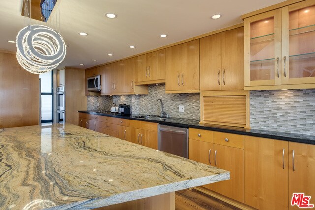 Foto del edificio - 4335 Marina City Dr