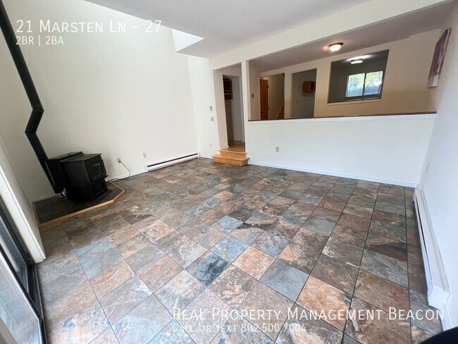 Building Photo - Enfield, NH Lakeview Condo 2 BR/1.5 bathro...
