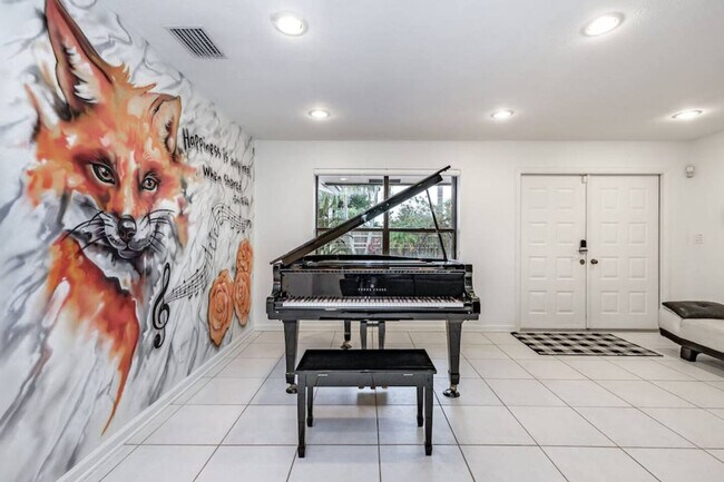 Foto del edificio - 830 SW 14th Ct