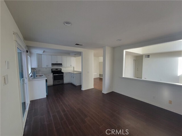 Foto del edificio - 6324 Gladiola Cir