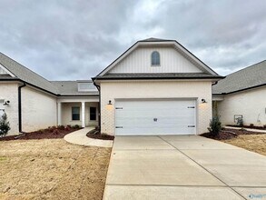 Building Photo - 6073 Gardner Maples Dr SE