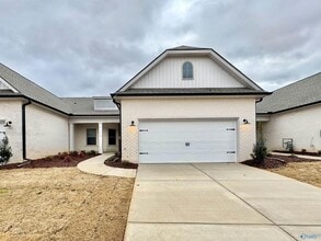 Building Photo - 6075 Gardner Maples Dr SE