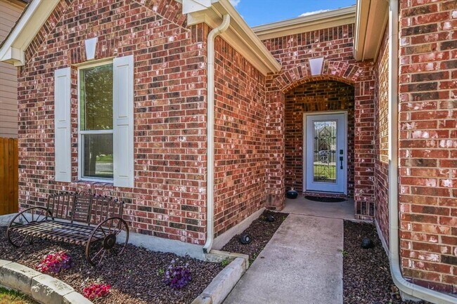 Foto del edificio - 7216 Kilday Cv