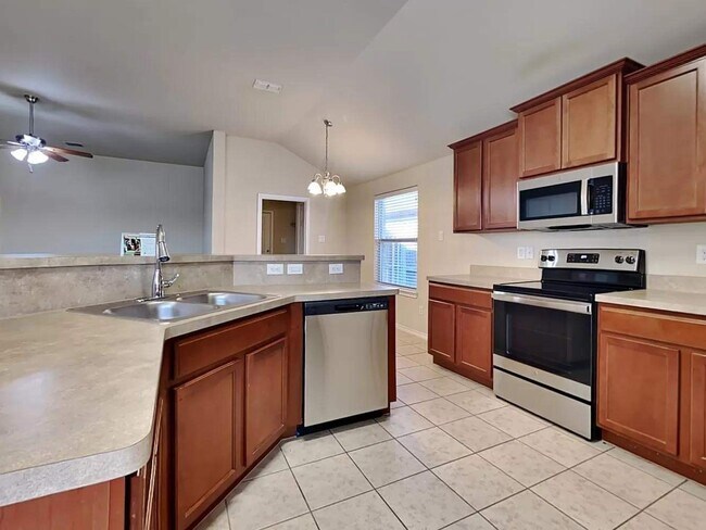 Building Photo - 4908 Chad Dr