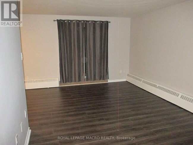 Photo du bâtiment - 485-485 Thorold Rd