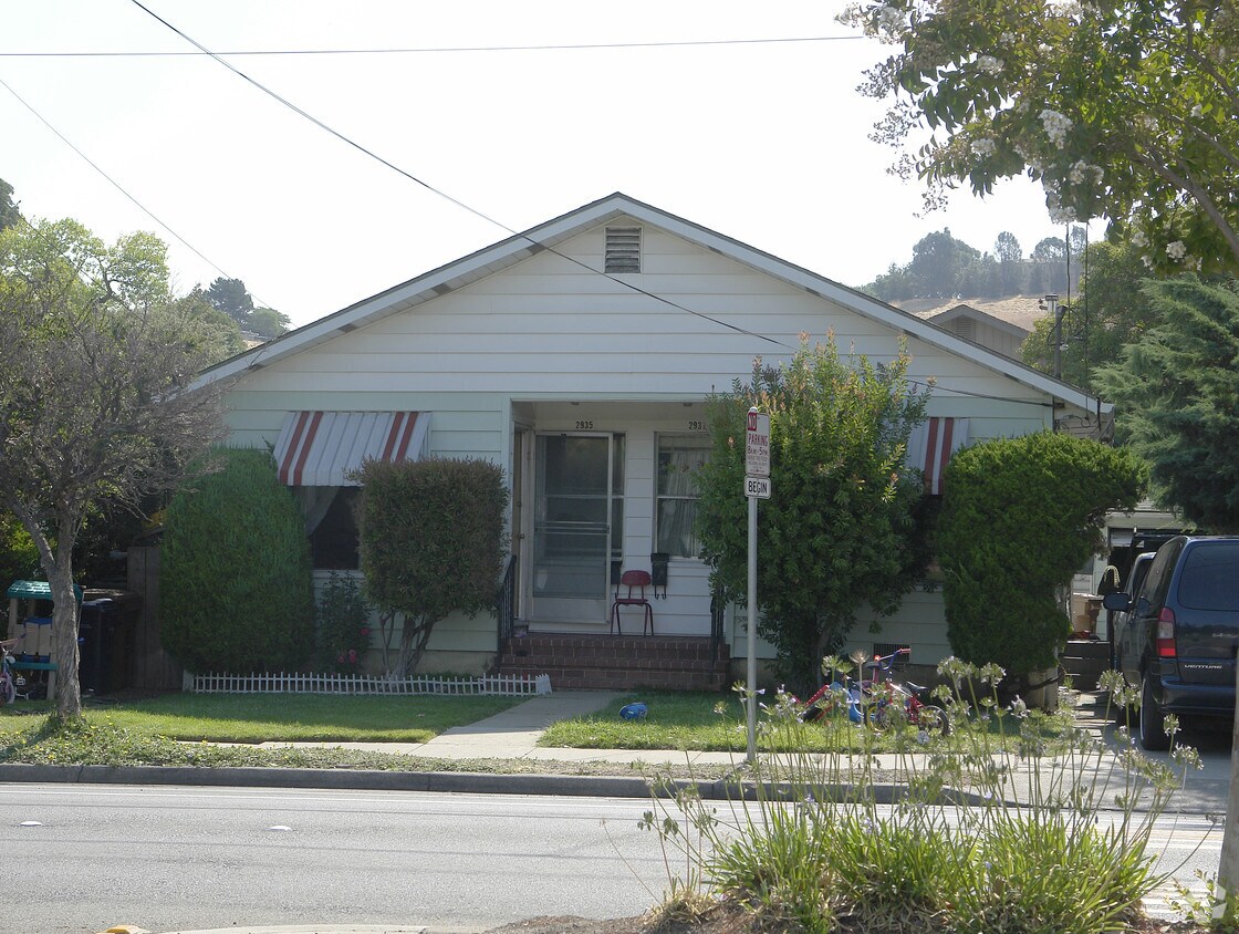 Building Photo - 2935-2937 Alhambra Ave