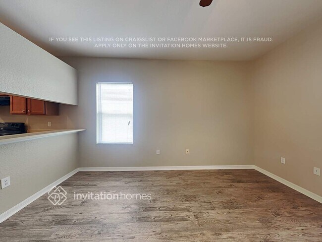 Foto del edificio - 3652 Sandhill Crane Dr