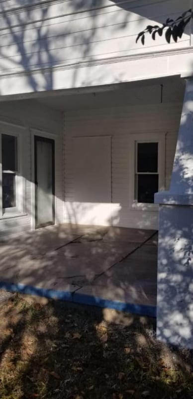 Foto principal - 641 N Broadway Ave