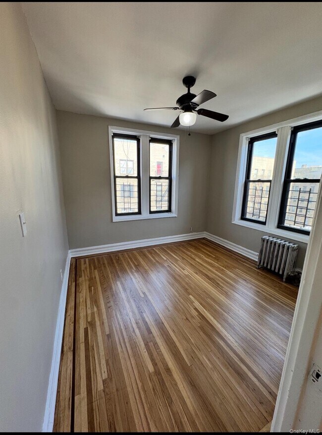 Foto del edificio - 754 Brady Ave