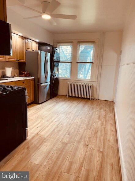 Foto del edificio - 1010 Girard Ave