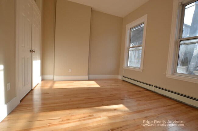 Foto del edificio - 35 Pratt St