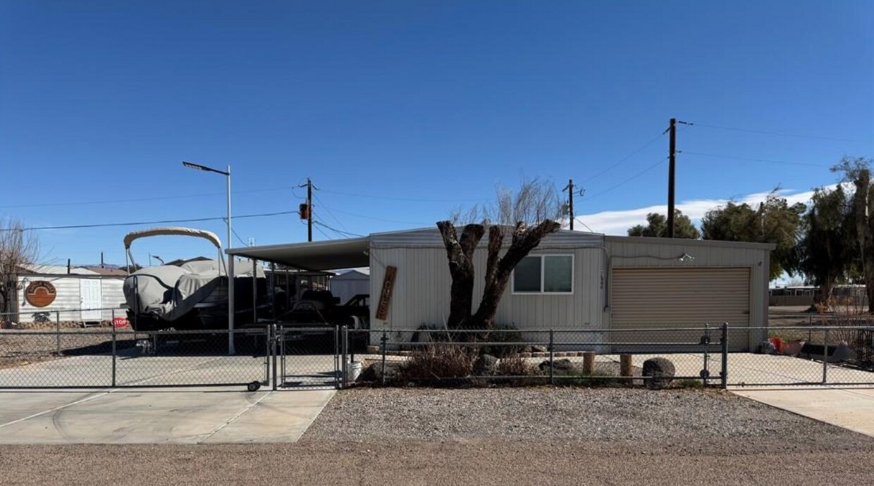 Primary Photo - Charming Furnished 3-Bedroom Home in Willo...