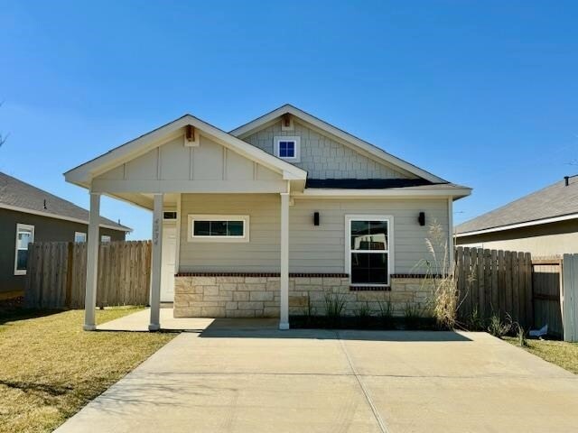 Primary Photo - 4234 Gavilan Dr