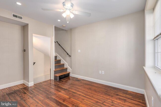 Foto del edificio - 953 N Randolph St