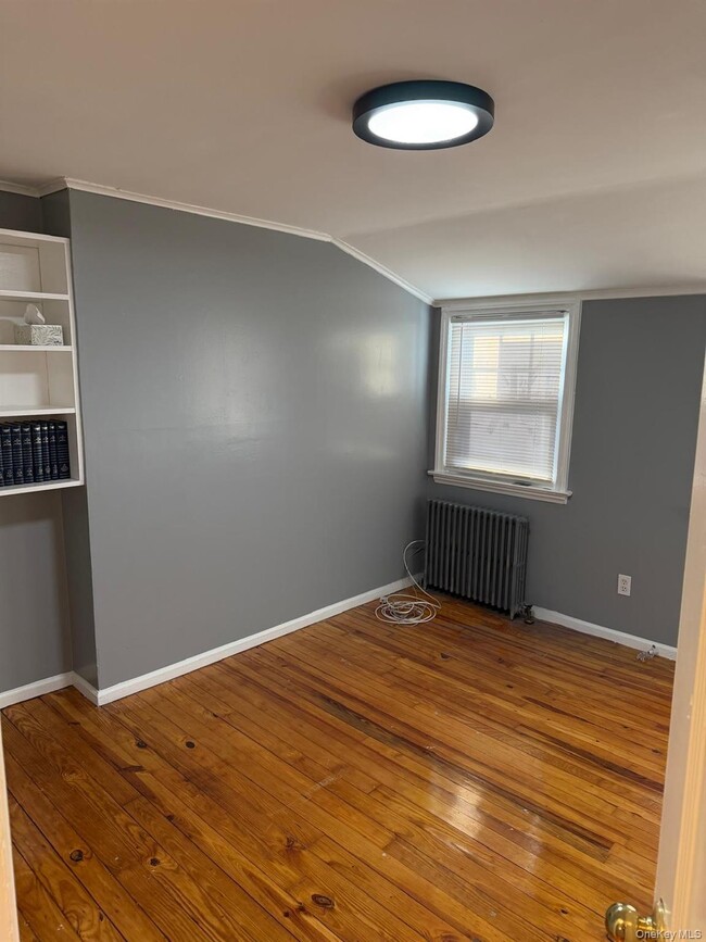 Foto del edificio - 76 Shaw Ave