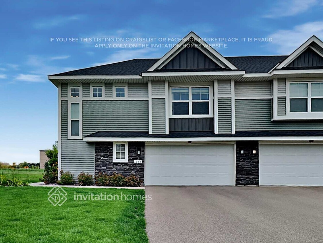 Foto principal - 1266 Upper 143rd Ct E