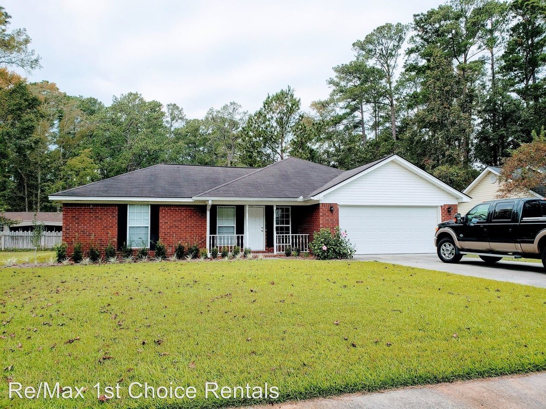 Foto principal - 3 br, 2 bath House - 105 Woodbury Lane