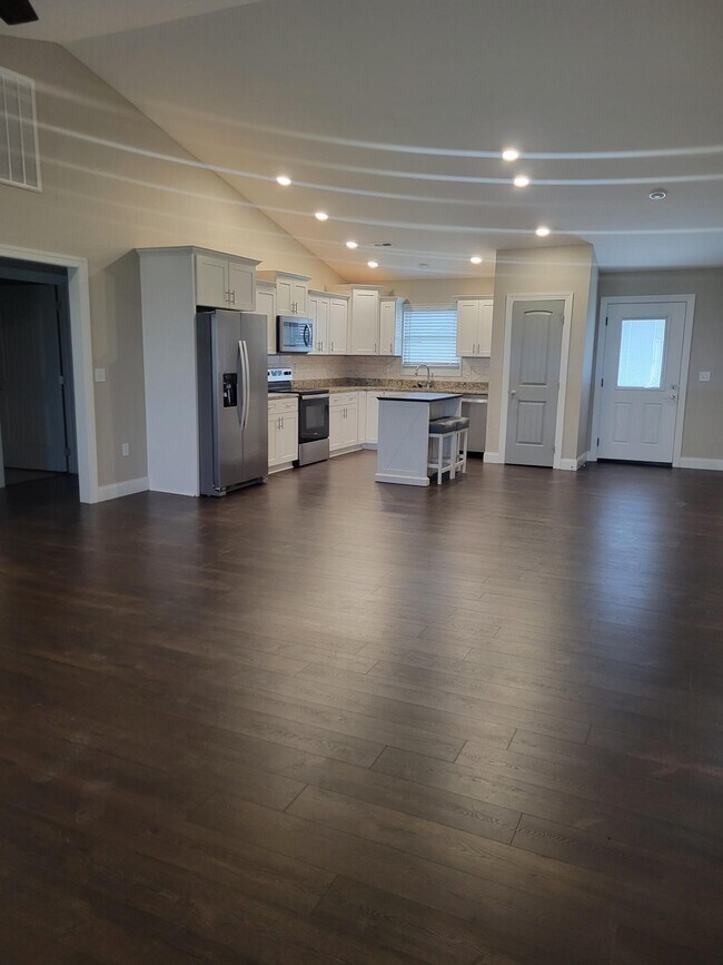 Foto del edificio - 2681 Cook Rd