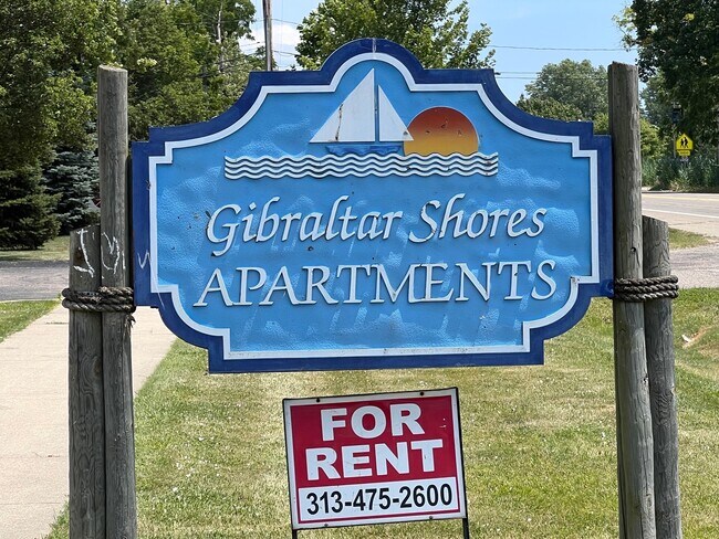 Foto del edificio - 14680 Middle Gibraltar Rd