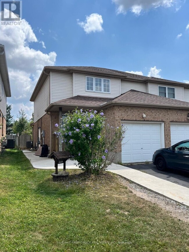 Building Photo - 26 Activa Ave