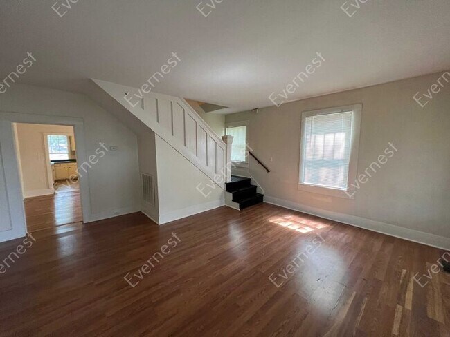 Building Photo - 2715 Avenue E