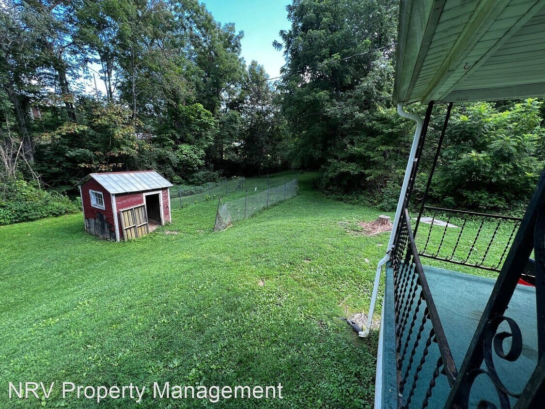 Primary Photo - 2 br, 1 bath House - 1638 Ziegler Street