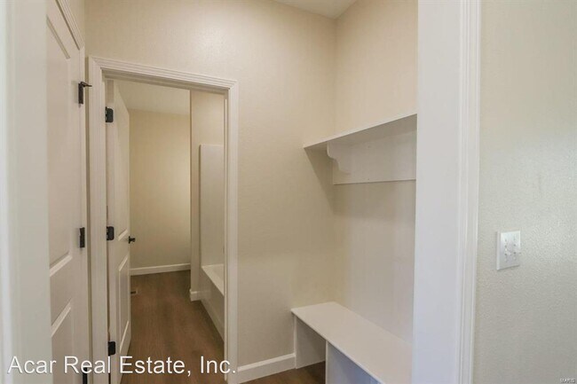Building Photo - 6 br, 4 bath House - 201 Sunny Drive