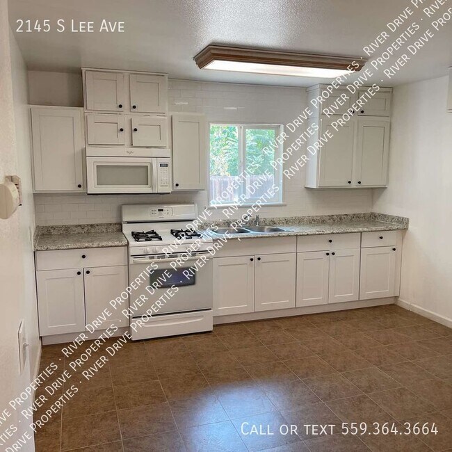 Building Photo - Two Bedroom Single Level Apt. Coming Soon!