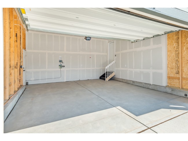 Building Photo - 983 Rustling St