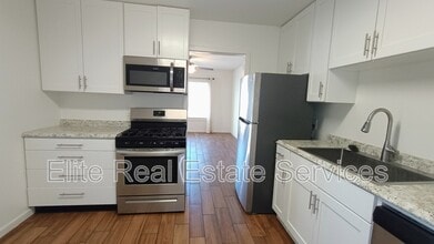 Building Photo - 3311 Clairemont Mesa Blvd