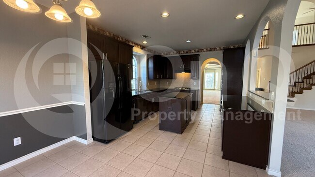 Foto del edificio - 15174 Brooks Ln