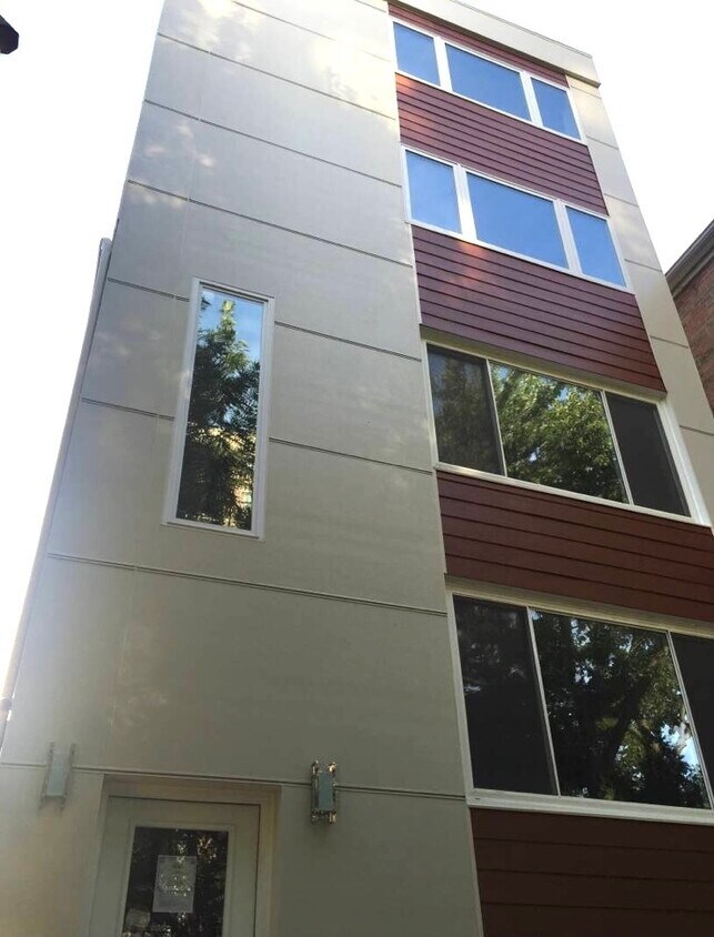Foto principal - 1356 N Cleveland Ave