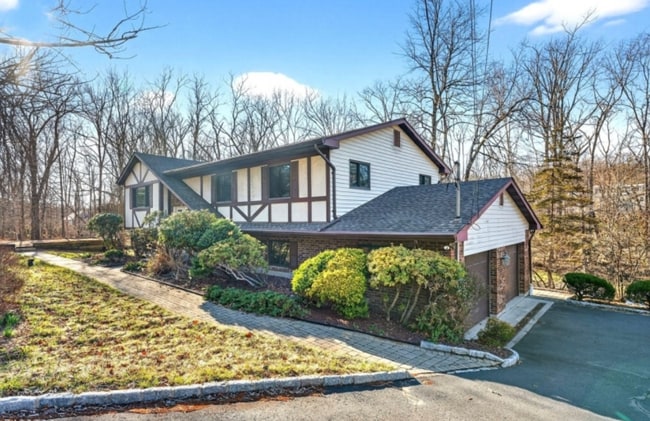 Foto del edificio - 2289 Brookside Dr