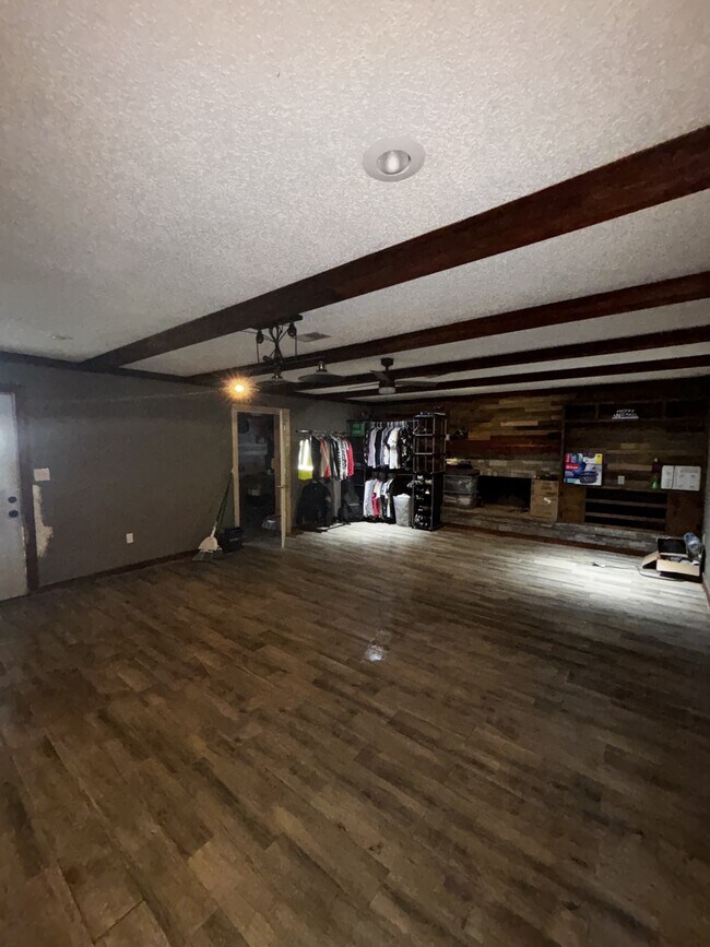 Foto del edificio - 7603 Alcove Ave
