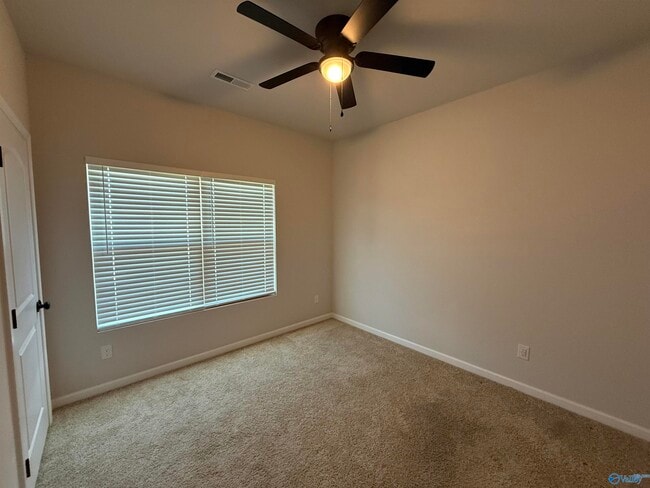 Foto del edificio - 16205 Glenncrest Ln