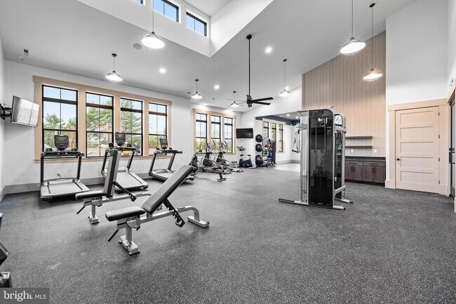 Building Photo - 1201 Walnut Bottom Rd