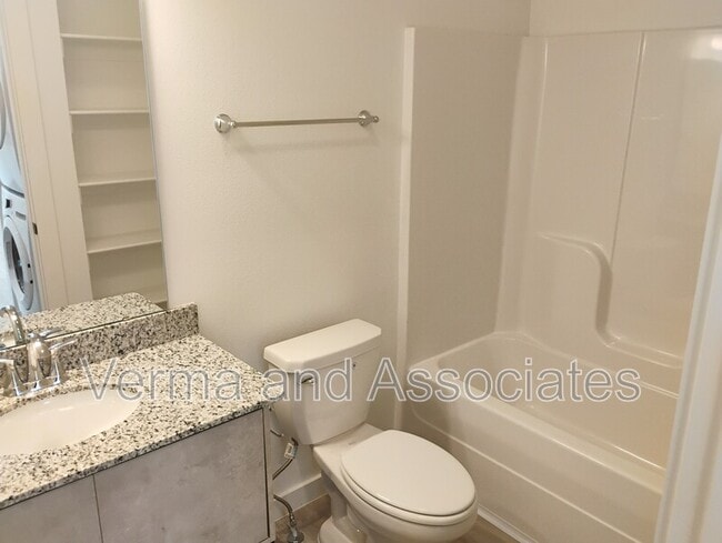 Photo - 951 Reading RR Ln House