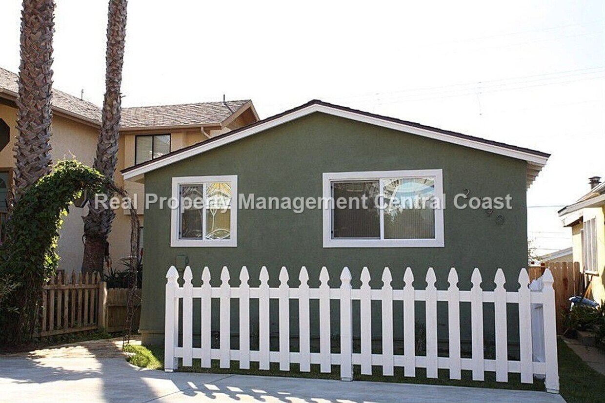 Primary Photo - AVAILABLE OCTOBER - Cayucos Cottage by the...