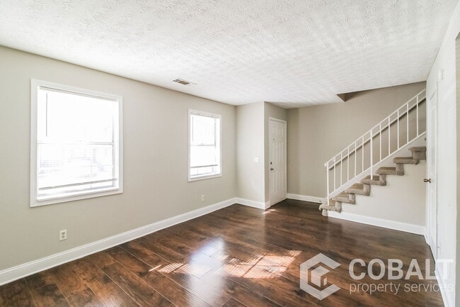 Photo - 3507 Creekview Pl Townhome