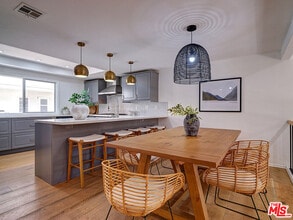 Building Photo - 4776 La Villa Marina